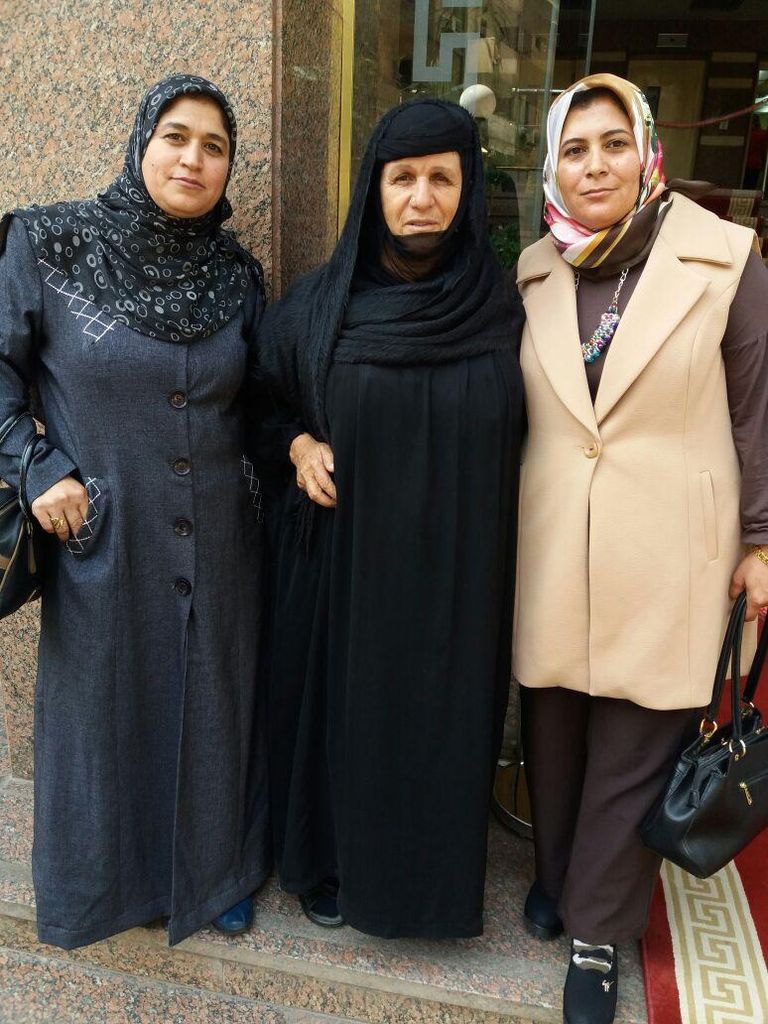 السيدة ألماظ و بناتها - الأم المثالية الثالية على مستوى الجمهورية