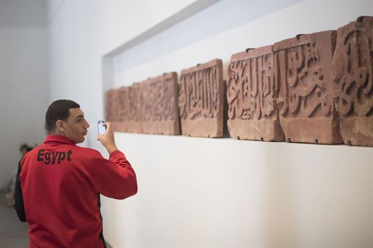 وفود الأولمبياد الخاص يزورون أهم المعالم الحضارية والثقافية في أبوظبي