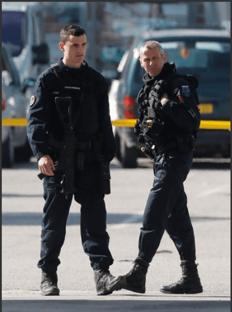 الضابط أرنو بيلترام 