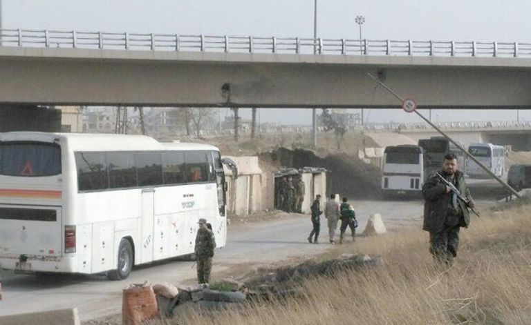 دوما هي المتبقية تحت سيطرة مسلحي المعارضة جانب من عمليات الإجلاء بالغوطة الشرقية