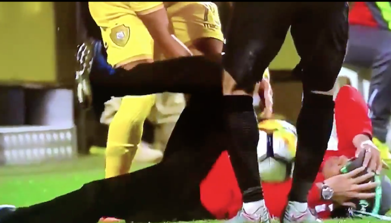 واقعة اصطدام اللاعب بمهدي علي