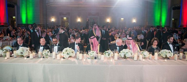 حفل السفارة لقاء ولي العهد مع وزير الدفاع الأمريكي بالبنتاجون