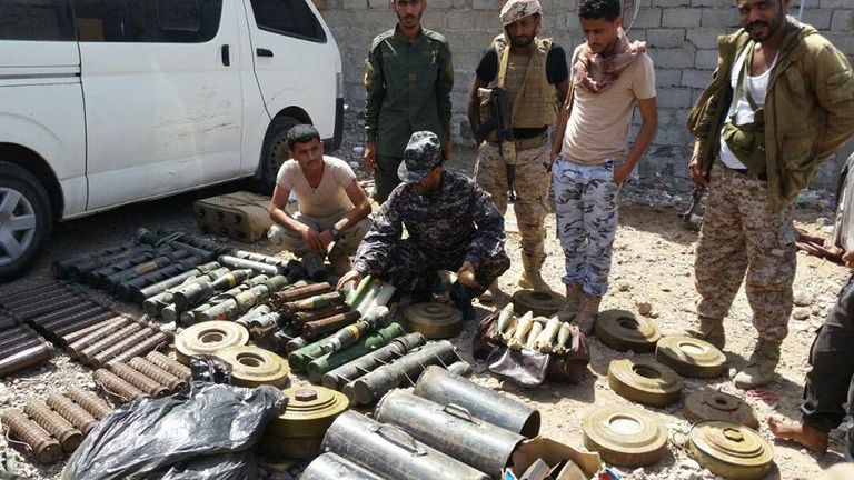 الأسلحة والمتفجرات المضبوطة الكاميرات المضبوطة في عدن