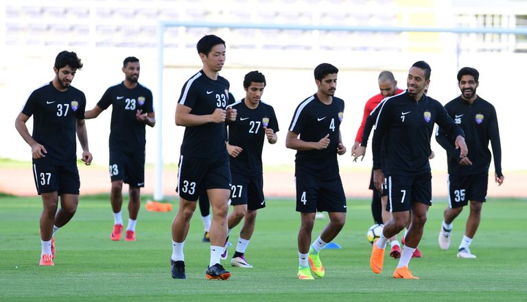 تدريبات فريق العين استعدادا للهلال