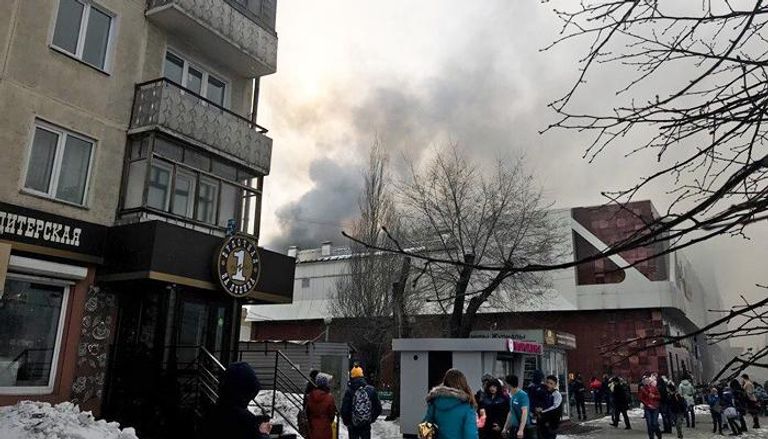 آثار حريق المركز التجاري في روسيا