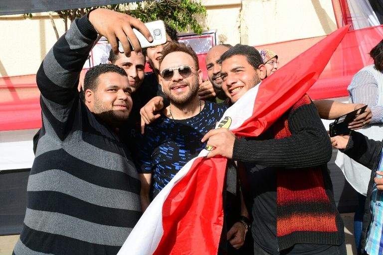 مصطفى قمر في دائرته الانتخابية