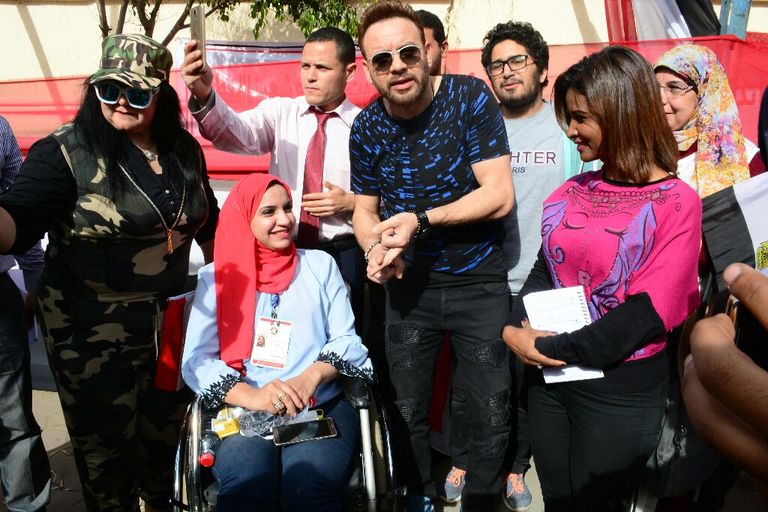 مصطفى قمر في دائرته الانتخابية