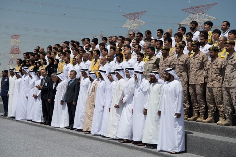 الشيخ محمد بن زايد آل نهيان ولي عهد أبوظبي، ورئيس كوريا الجنوبية  