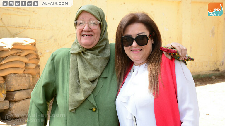 نهال عنبر تدلي بصوتها في الانتخابات الرئاسية 2018