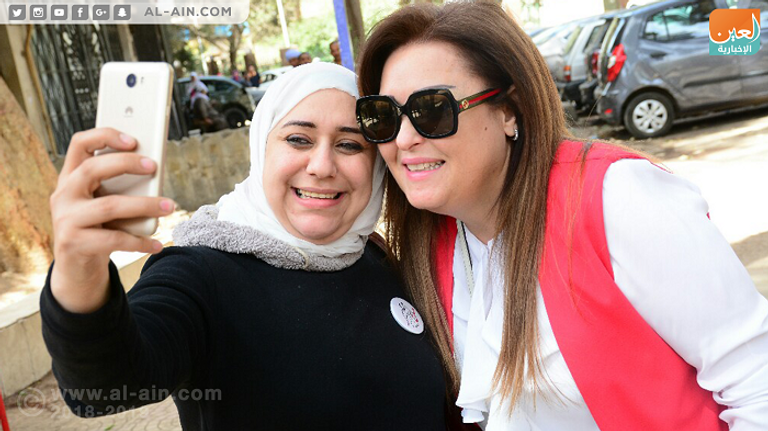 نهال عنبر تدلي بصوتها في الانتخابات الرئاسية 2018