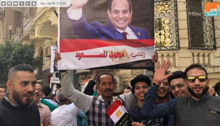 وسائل إعلام فرنسية: 60 مليون مصري مدعون لانتخاب رجل مصر القوي