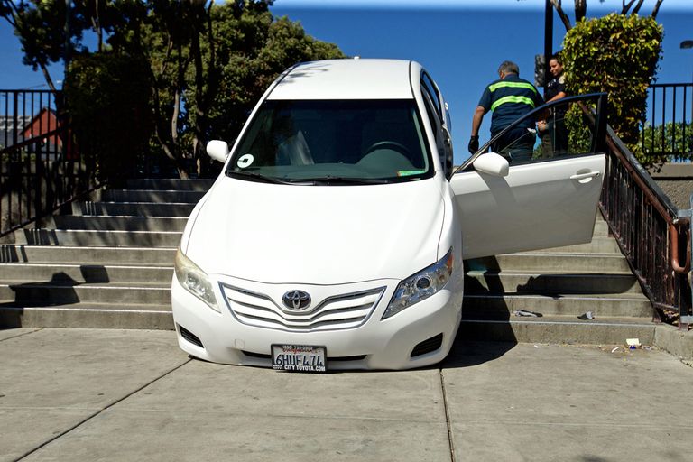 حادث طريف لسائق تابع لشركة أوبر في سان فرانسيسكو