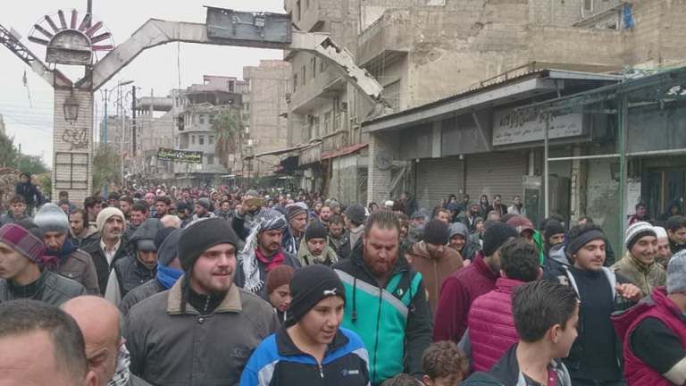 مظاهرات من أهالي البلدات ضد الوجود الفصائلي المسلح مظاهرات سابقة لسكان البلدات الثلاث ترفض التهجير