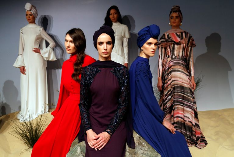 أزياء محتشمة تصاميم محتشمة وعصرية