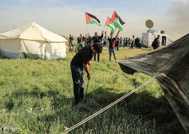 صور متداولة لمسيرة العودة الكبرى آلاف الفلسطينيين في مسيرة