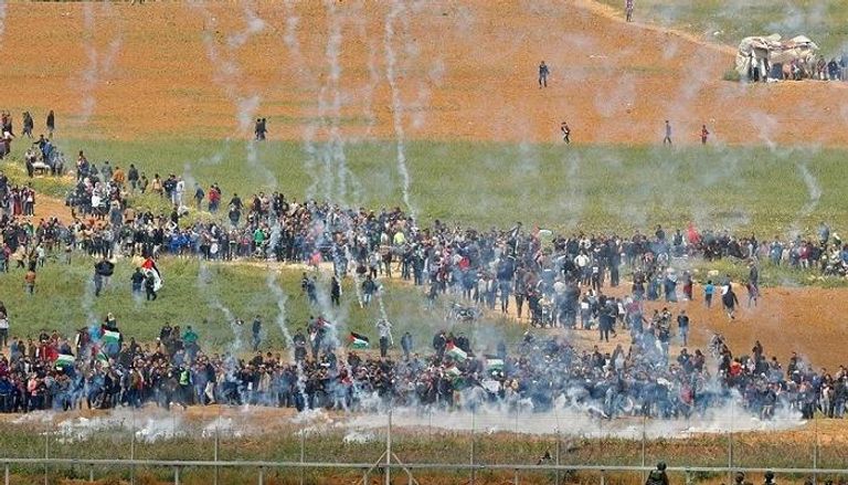 جانب من قمع الاحتلال الإسرائيلي لمظاهرات يوم الأرض