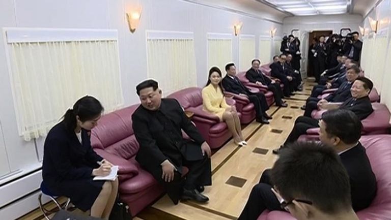 الزعيم الكوري الشمالي كيم جونج - أون