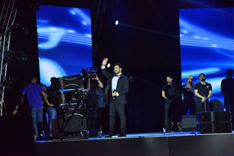 الفنان المصري تامر حسني في جدة