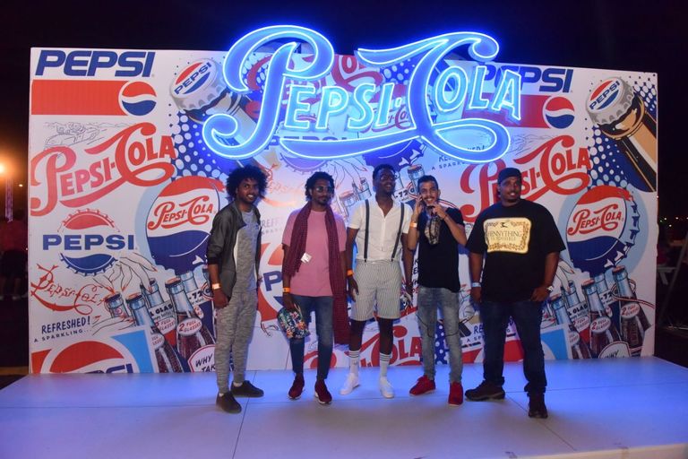 الفنان المصري تامر حسني في جدة