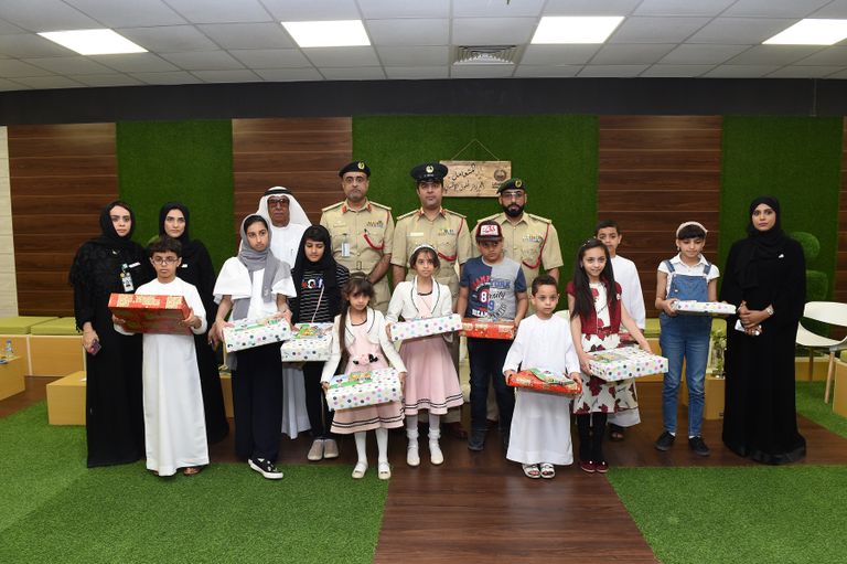 شرطة دبي تحتفي باليوم العالمي للأيتام