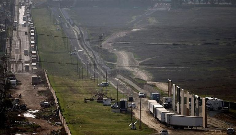الحدود المكسيكية الأمريكية - صورة من رويترز