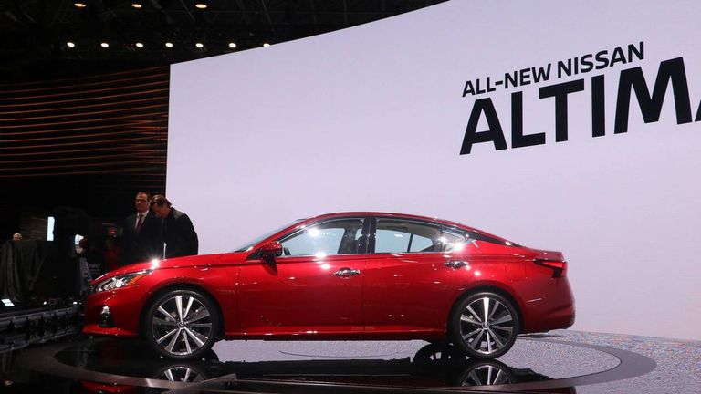 نيسان ألتيما ٢٠١٨ تصميم جريء وإمكانيات مبهرة نيسان ألتيما 2019.. مفاجآت مبهرة لعشاق السيدان العائلية