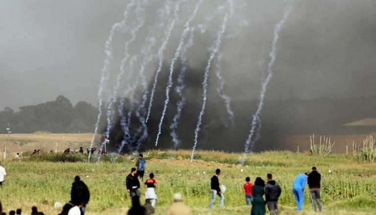 مهاجمة الفلسطينيين في غزة