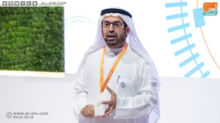 الدكتور علي راشد النعيمي، خلال جلسته