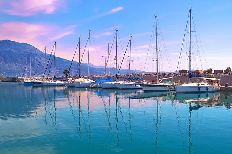 كنوز اليونان المخبأة