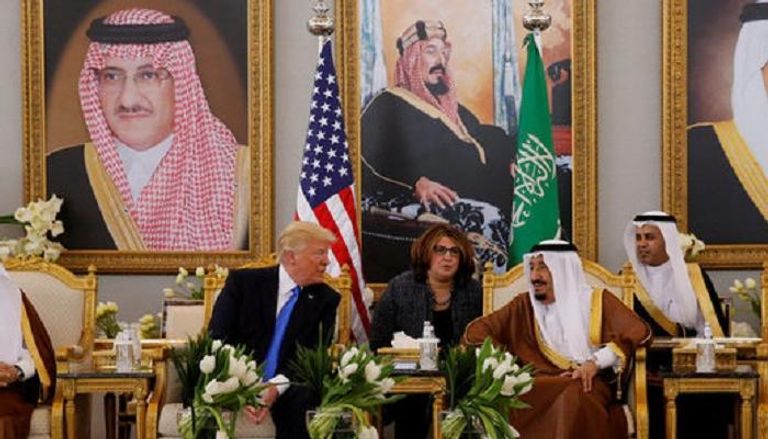 الملك سلمان وترامب خلال زيارة سابقة للرئيس الأمريكي للسعودية