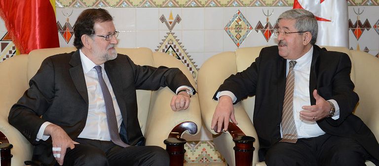 لقاء رئيس الوزراء الجزائري ونظيره الإسباني 