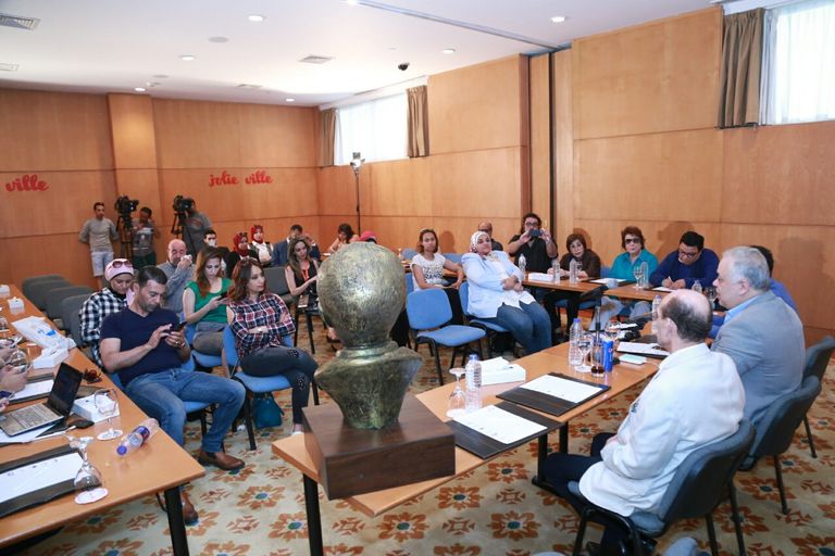 صبحي يتحدث في ندوة تكريمه