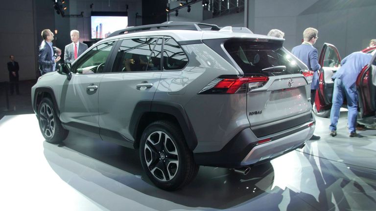 تويوتا RAV4 2018