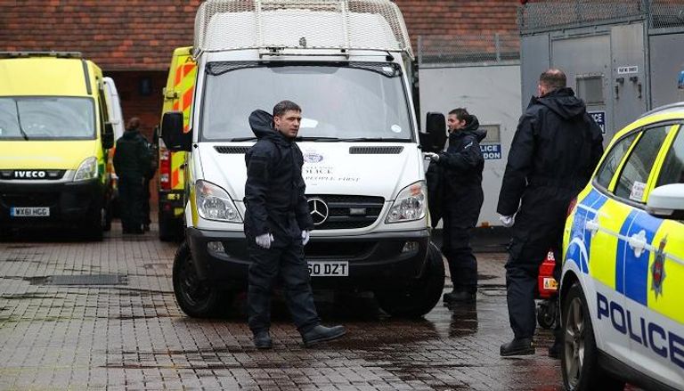 الشرطة البريطانية تتواجد بسترات خاصة في منطقة زارها سكريبال- رويترز
