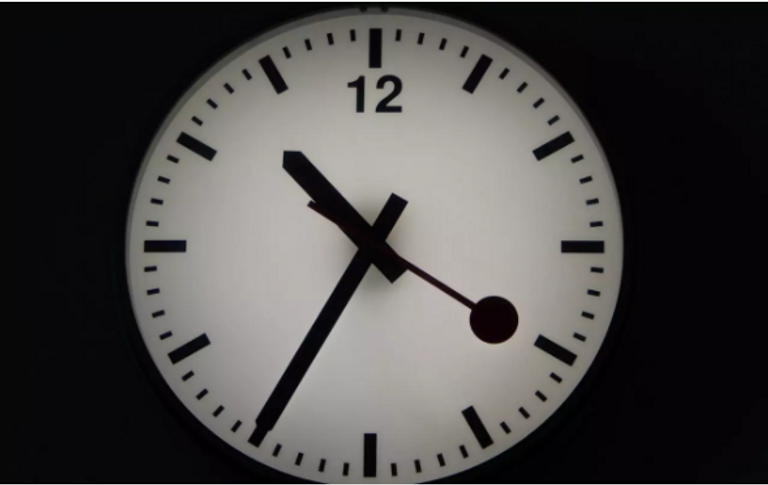 محتويات صالة 1 بمطار هيثرو للبيع بعض محتويات صالة 1 بمطار هيثرو