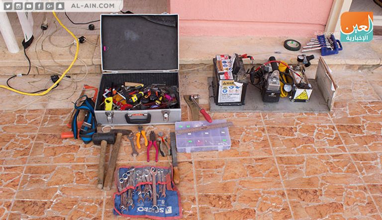 فريق مصري يطوّر من صناعة الغواصات الآلية