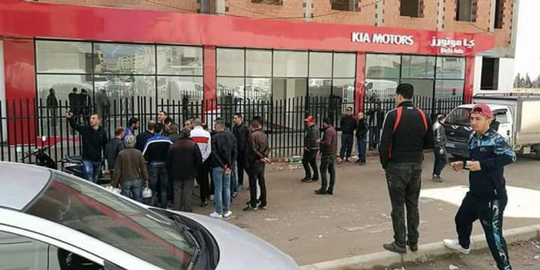 احتجاج السماسرة شرق الجزائر تركيب السيارات في الجزائر