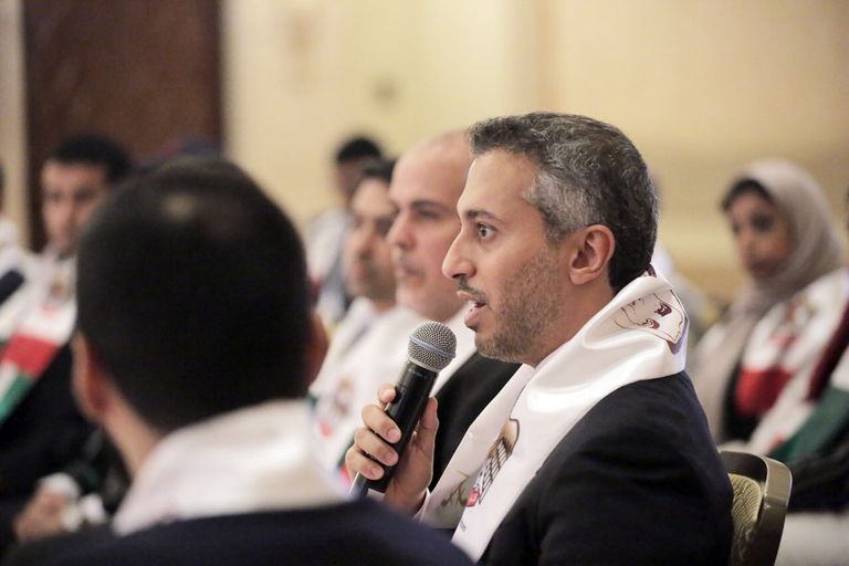 من الحلقات النقاشية لمجلس الإمارات للشباب