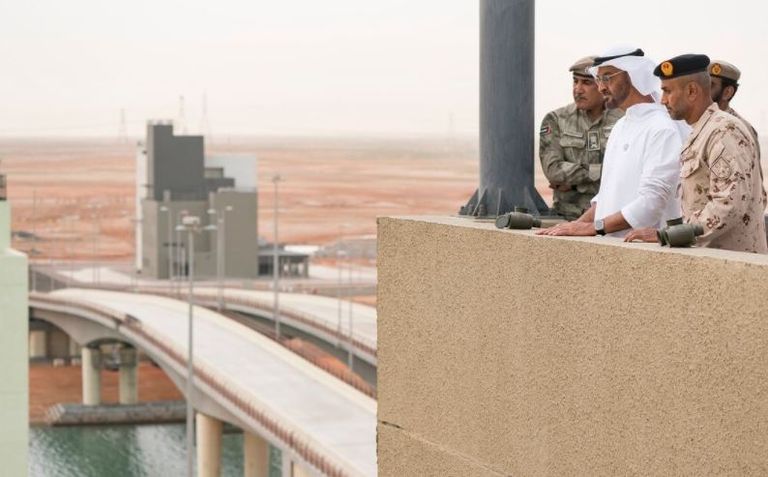 الشيخ محمد بن زايد يشهد ختام فعاليات التمرين العسكري الشيخ محمد بن زايد يشهد ختام فعاليات التمرين العسكري