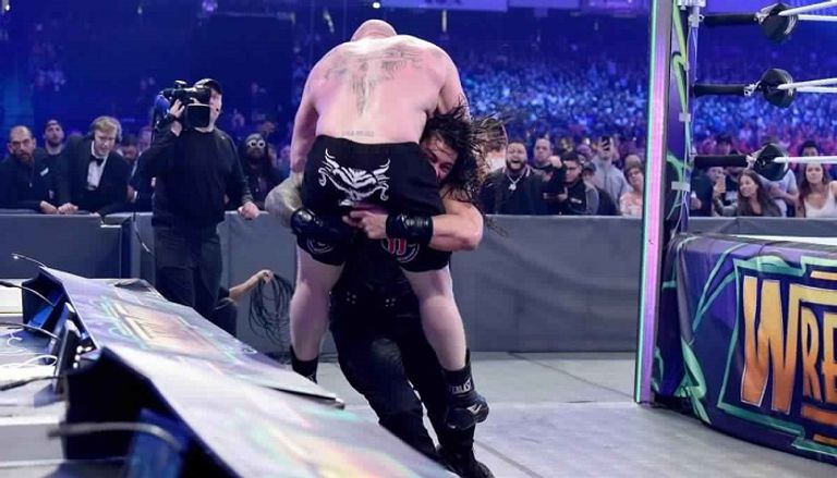 بروك ليسنر ضد رومان رينز