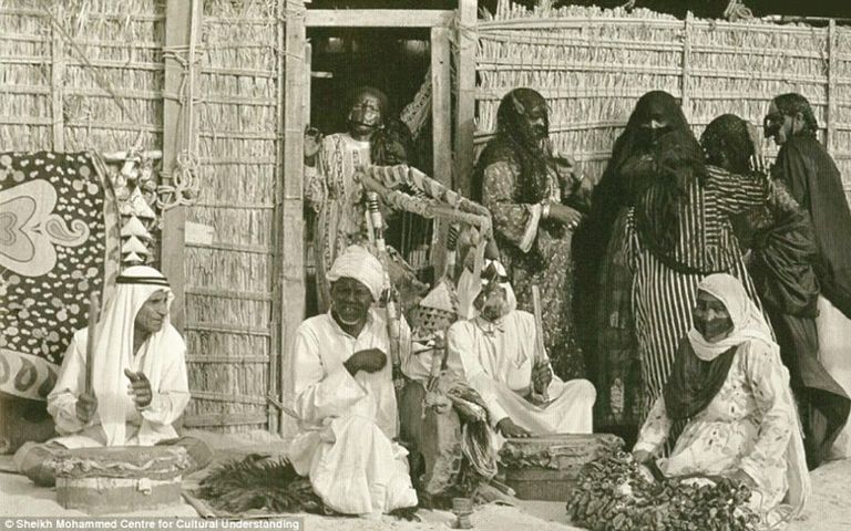 مؤتمر وثائق دبي التاريخية 