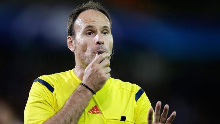 ماتيو لاهوز بيب جوارديولا مدرب مانشستر سيتي