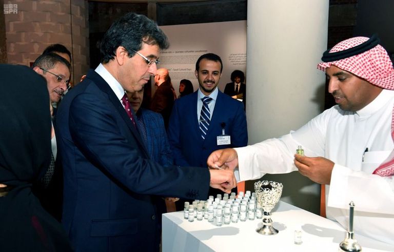 الدكتور عواد بن صالح العواد يفتتح "الأيام الثقافية السعودية"