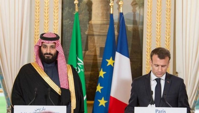الرئيس الفرنسي وولي العهد السعودي خلال المؤتمر الصحفي