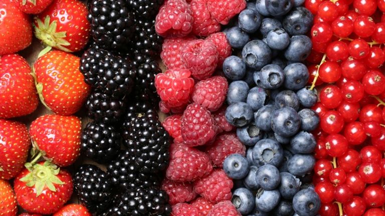 تتعدد الأطعمة التي بإمكانها محاربة سرطان الثدي