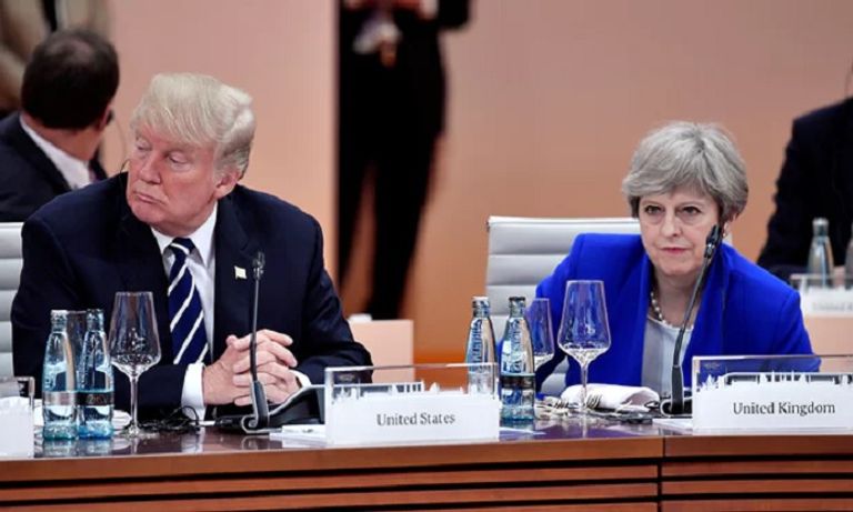 الرئيس الأمريكي ورئيسة الوزراء البريطانية آثار القصف العنيف على الغوطة الشرقية - أرشيفية