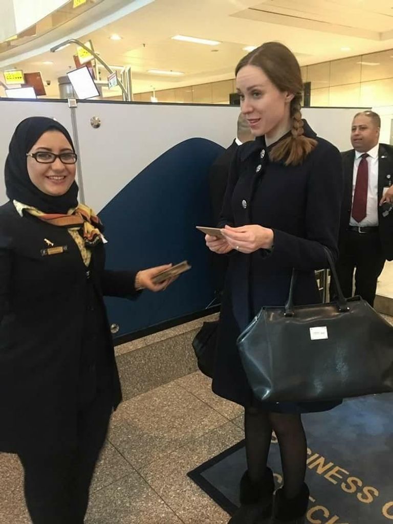 طائرة مصر للطيران من طراز بوينج 737 / 800