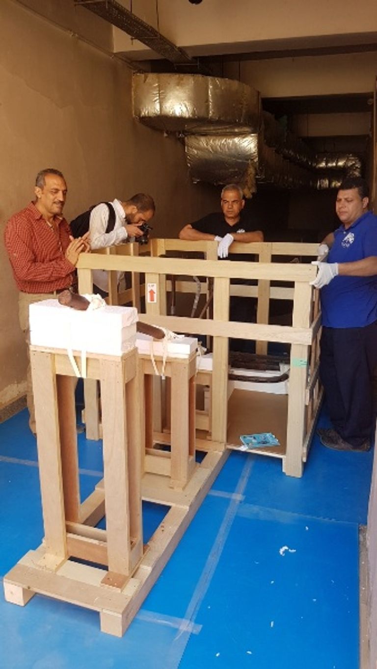 البقرة الذهبية من مقتنيات توت عنخ آمون