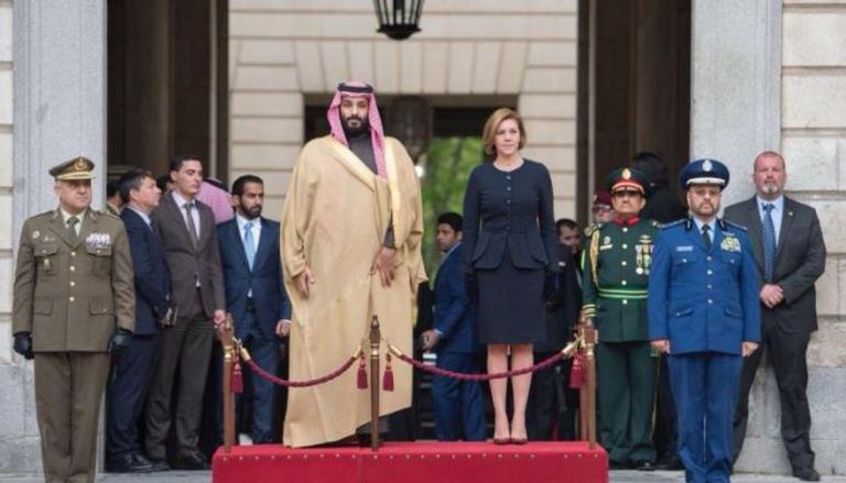 الأمير محمد بن سلمان ووزيرة دفاع إسبانيا