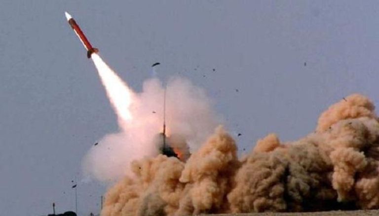 الدفاعات الجوية السعودية تعترض صاروخاً حوثياً على جازان